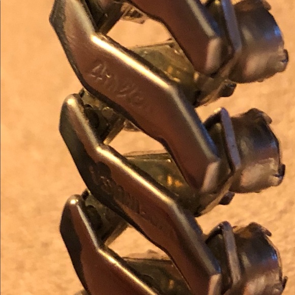 Vintage Expandable Prong-set Rhinestone Bracelet - Picture 9 of 9